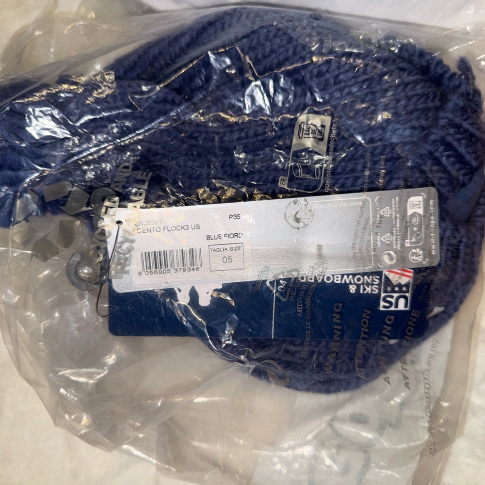 Kappa Navy 6cento Flock3 Blue Fiord Beanie with Pom and Logo - Picture 4 of 5